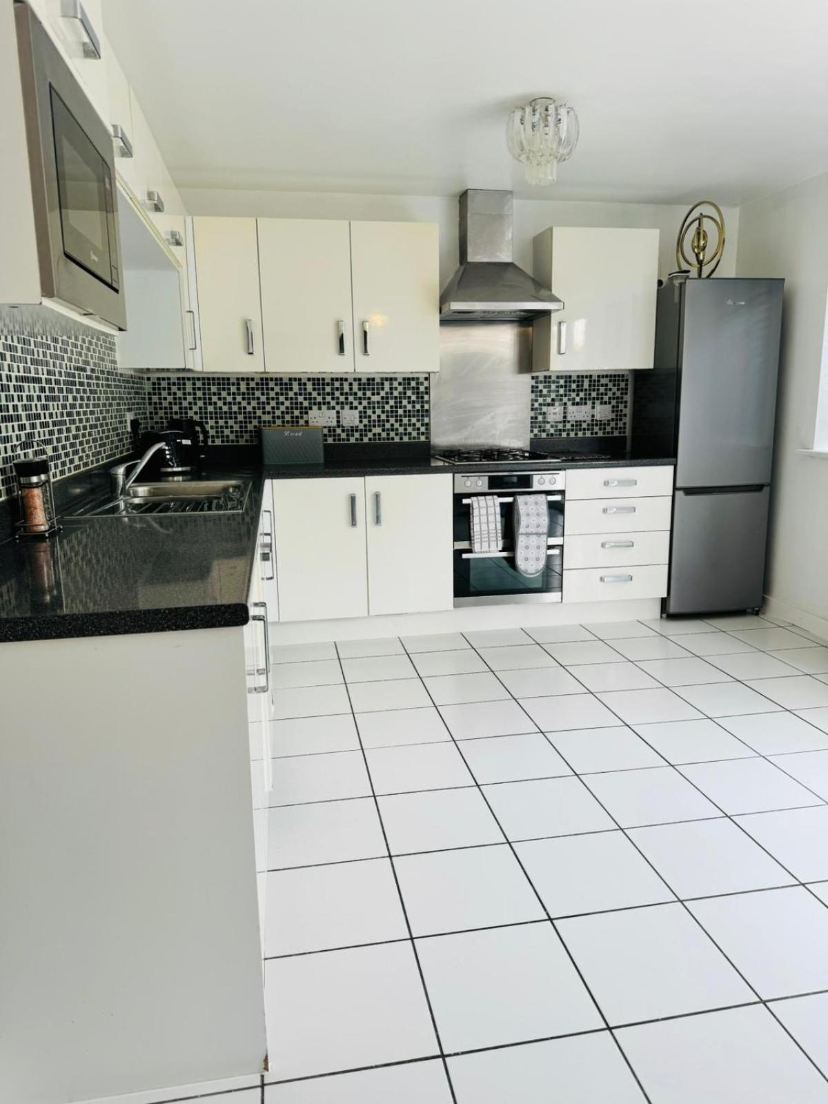 The Grace House Entire 4Bed Detached Villa Peterborough Eksteriør billede